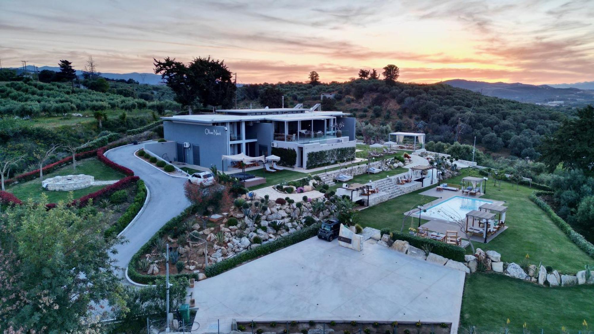 Olivenest Chania Executive Villa Περιβόλια Εξωτερικό φωτογραφία
